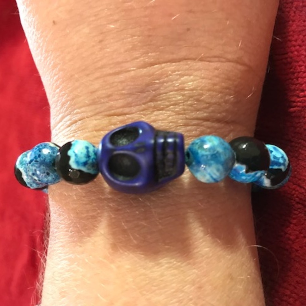 blue stone agate  bracelet with skull